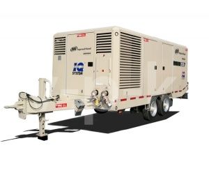 Винтовой компрессор Doosan 25/300 передвижной (мобильный) Винтовой компрессор Doosan 25/300 передвижной (мобильный) фото