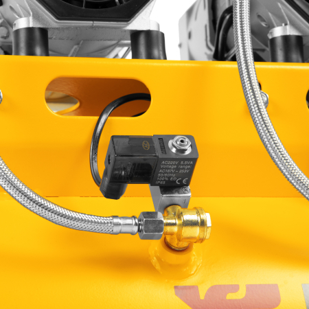 Поршневой компрессор  DLS 1800/100