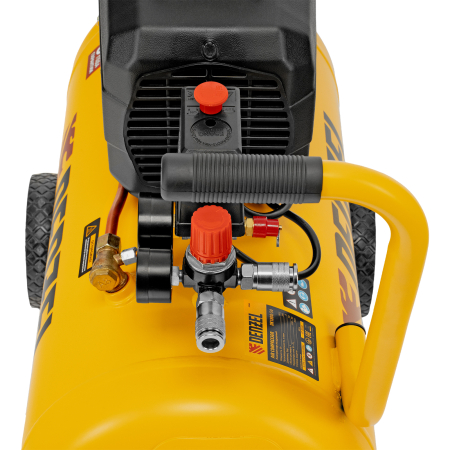 Поршневой компрессор  DK1800/50