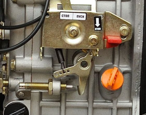 Дизельный генератор Hyundai DHY 6000LE-3  Дизельный генератор Hyundai DHY 6000LE-3  фото